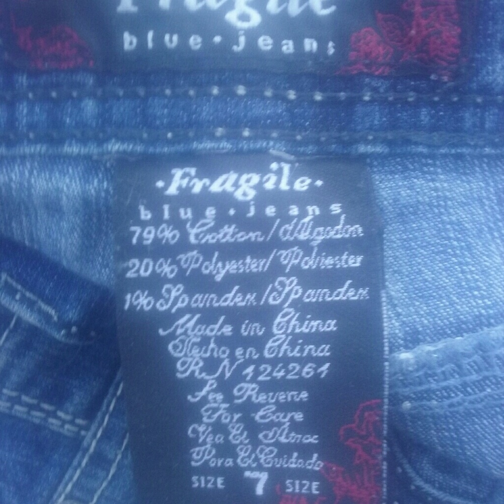 Fragile jeans - Picture 2 of 2